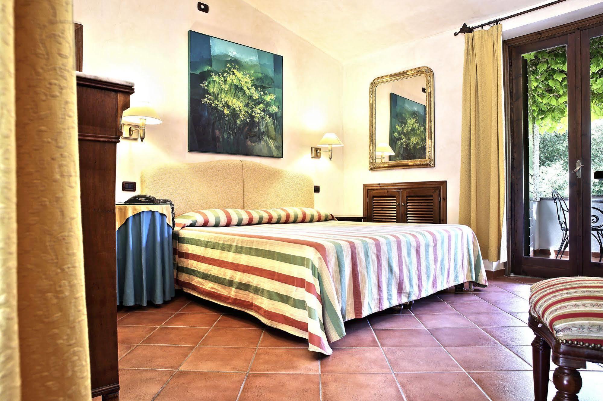L'Agnata di De André Boutique Hotel Tempio Pausania Buitenkant foto