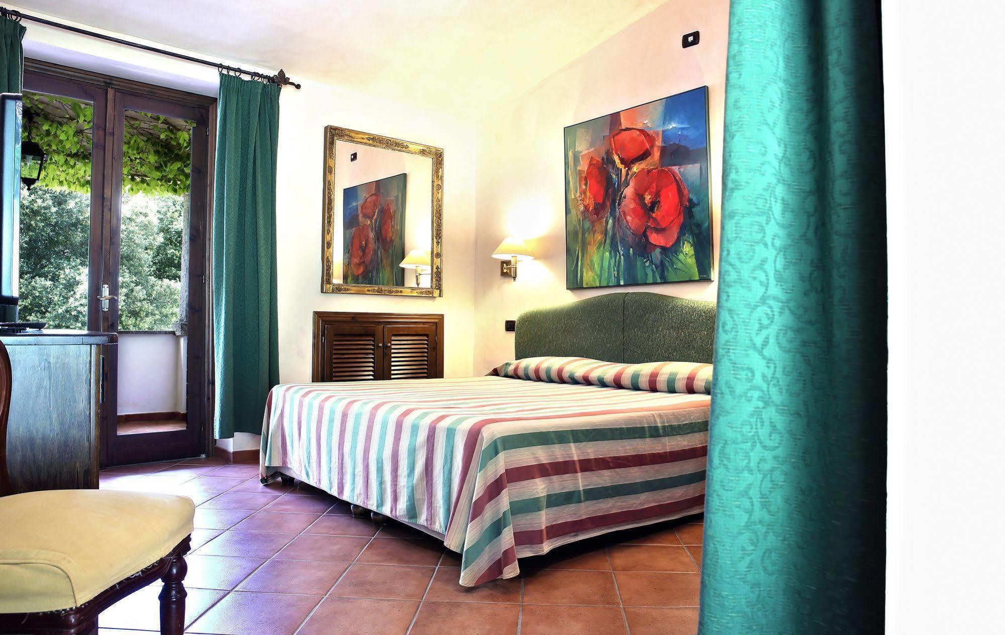 L'Agnata di De André Boutique Hotel Tempio Pausania Buitenkant foto